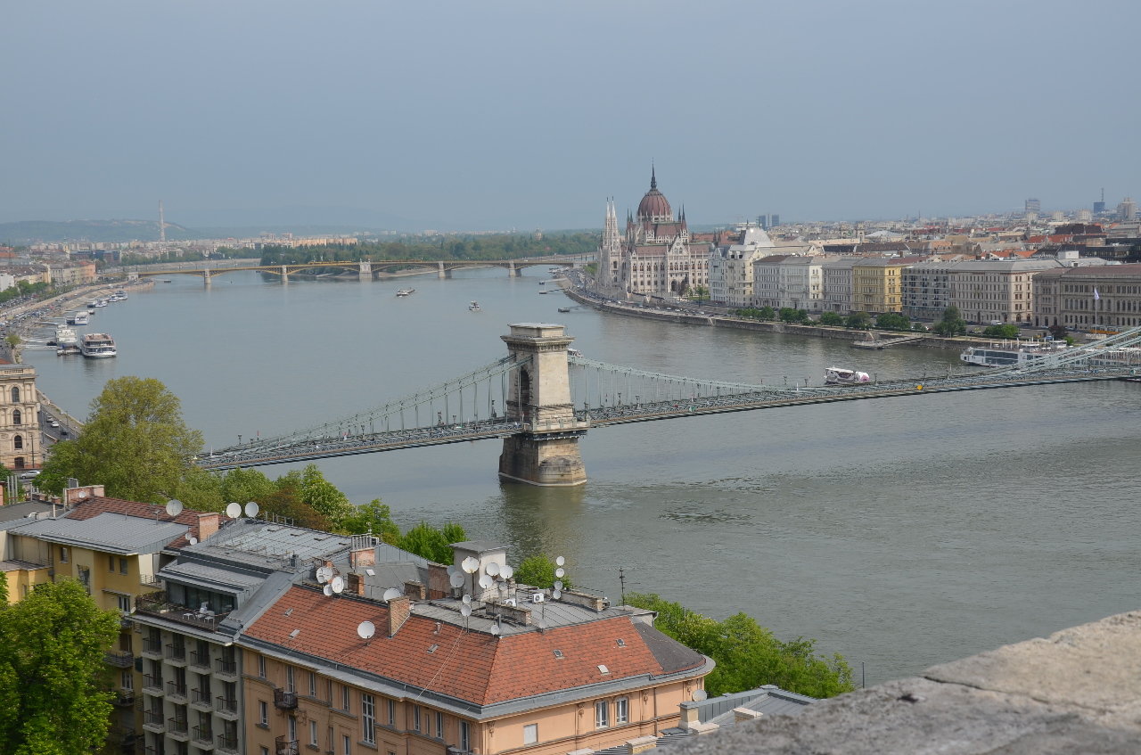 06b Blick von oben auf die Donau